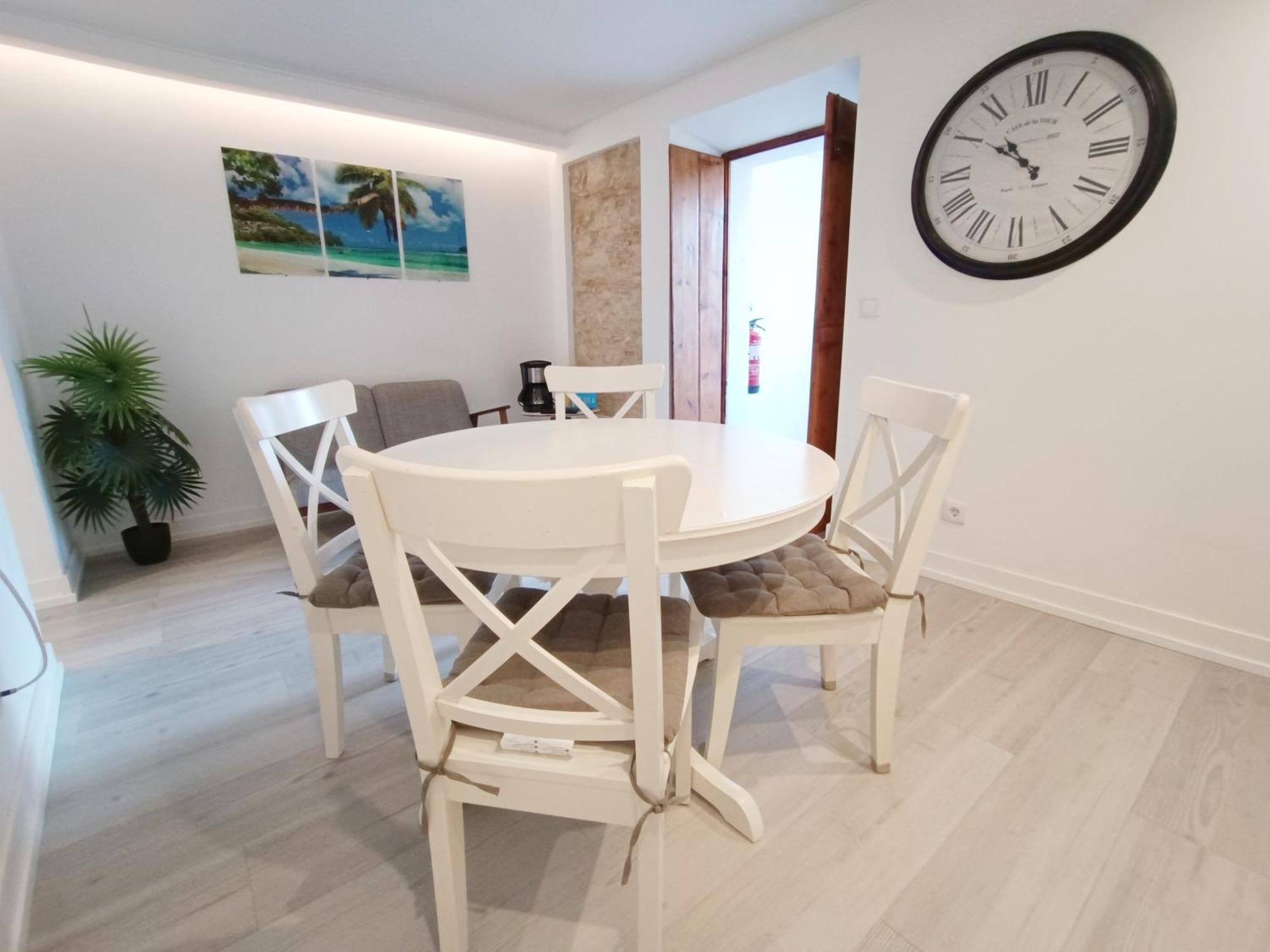 Center Quiet Apartment-lapa 2 Bathroom Apartment Lissabon